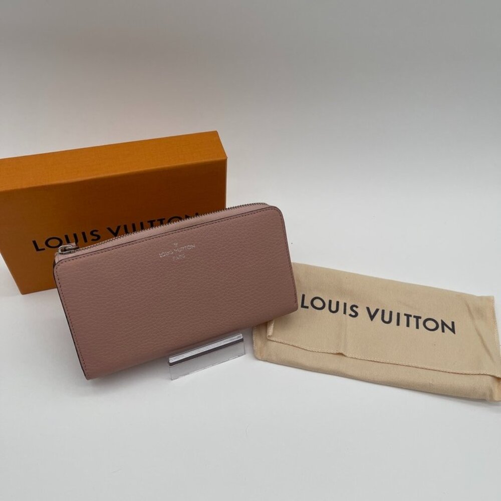 Louis Vuitton Taurillion Portefeuille Comet Zip Long Wallet (JB1034)